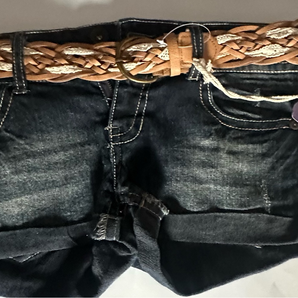 Junior Wallflower shorts